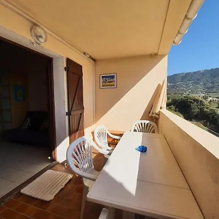 Liscia Sea View