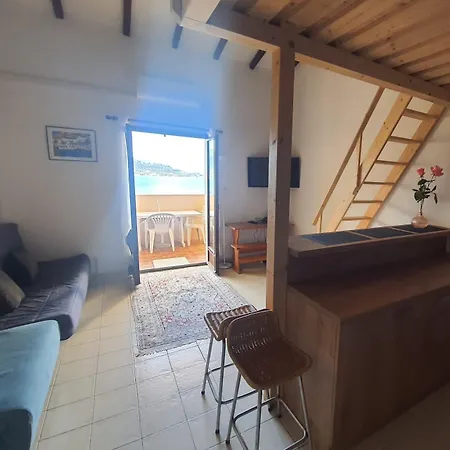 Apartment Liscia Sea View, Restaurant And Supermarket 50m