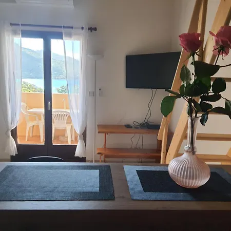Liscia Sea View, Restaurant And Supermarket 50m Calcatoggio (Corsica)