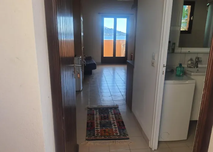 Liscia Sea View, Restaurant&supermarket 50m